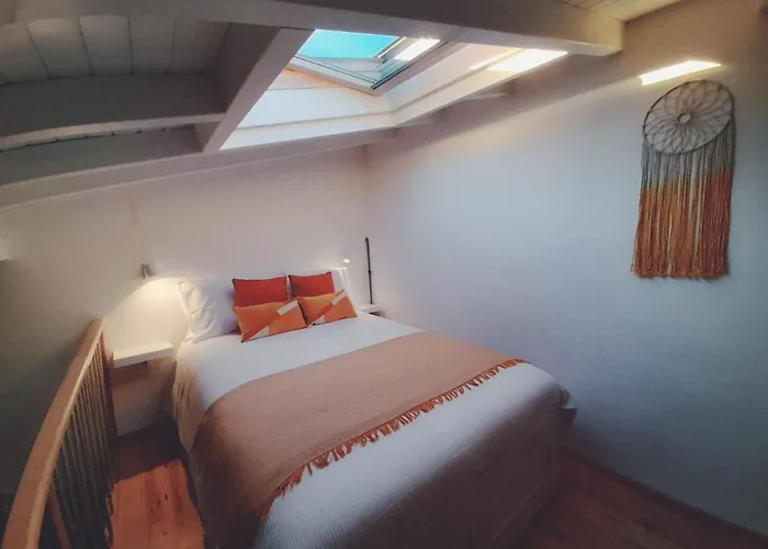 Casa Vinte & Cinco Local