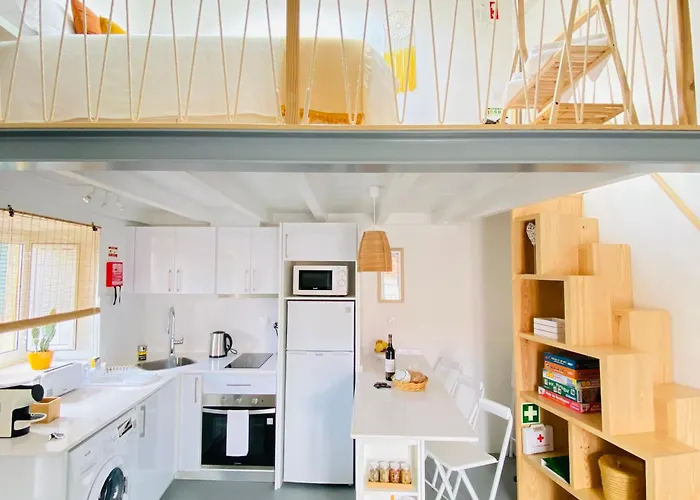 Casa Vinte & Cinco Local * Penha Garcia